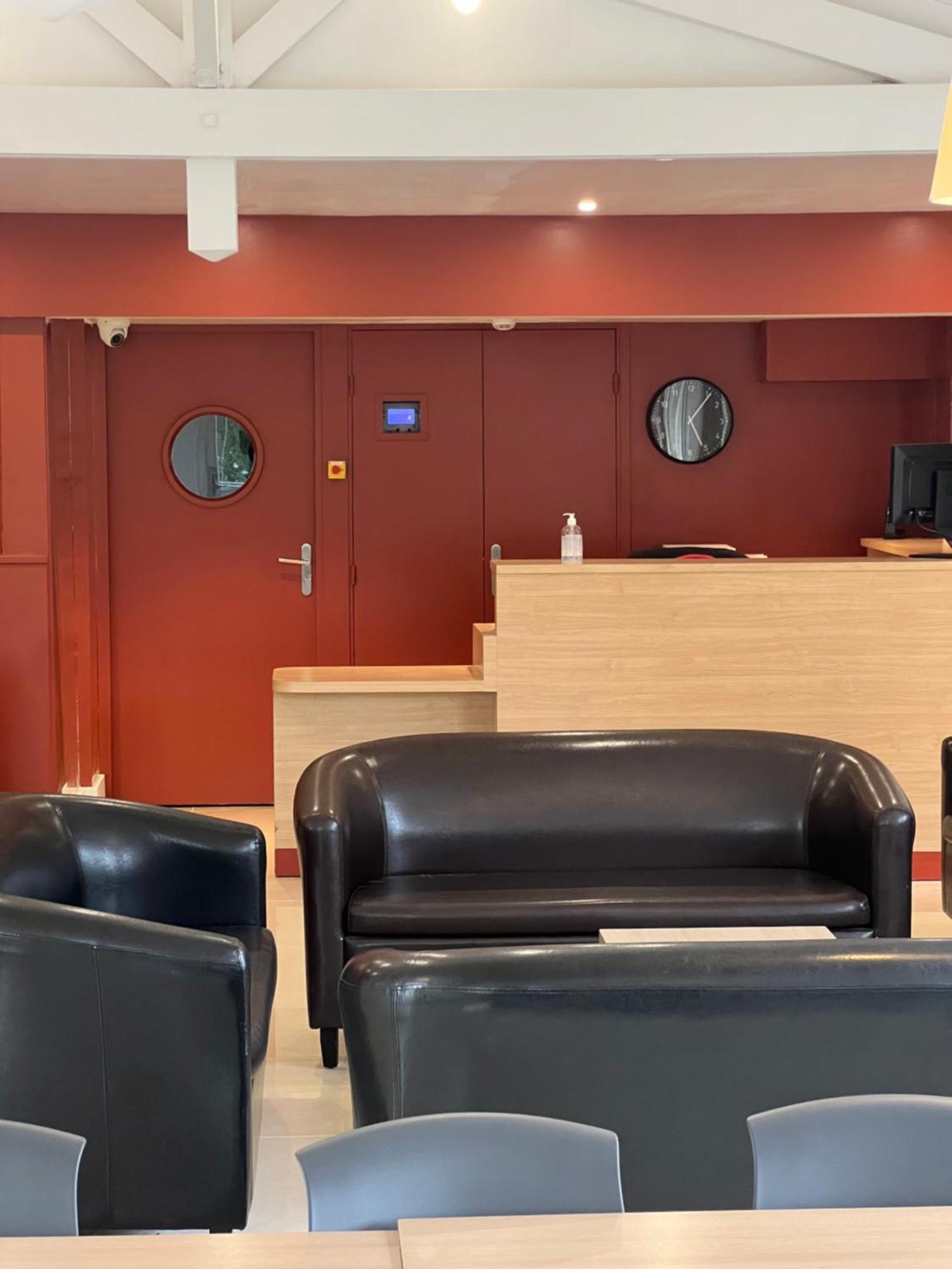 Budget Hotel Melun Sud - Dammarie Les Lys Екстериор снимка
